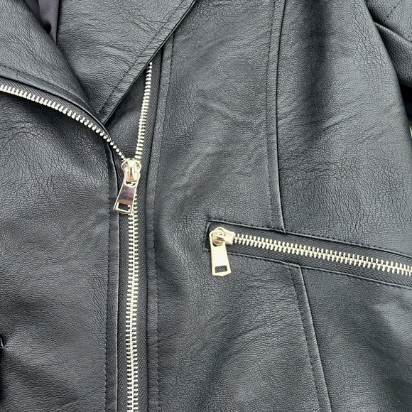 🟢NWOT Womens Black Lapel Collar Belted Zip Up Moto Leather Jacket Size L (8/10) - Picture 7 of 13